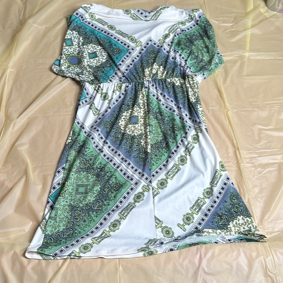 Womens dress size medium - Picture 4 of 5